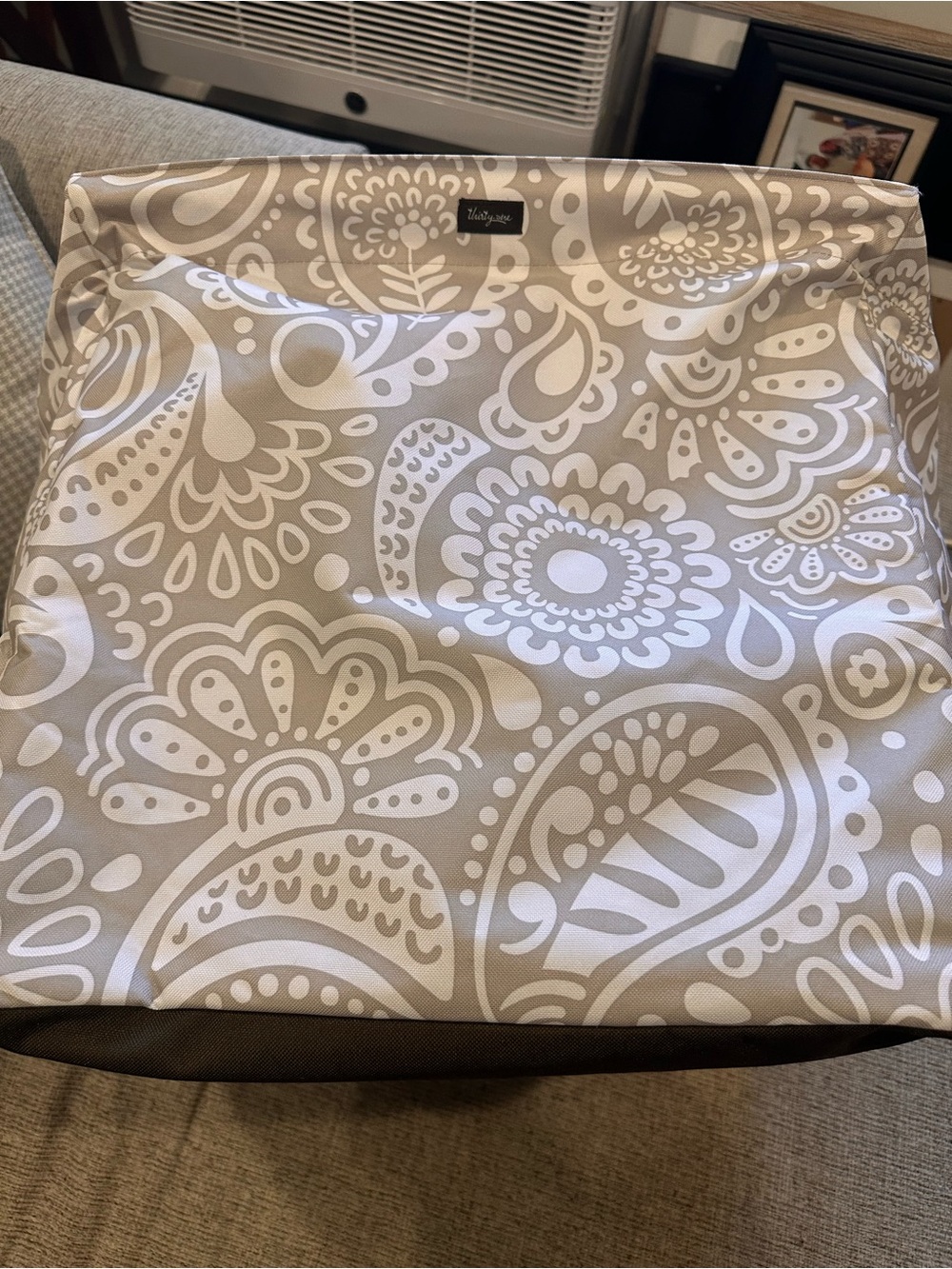 Thirty One Storage Tote - Picture 3 of 3